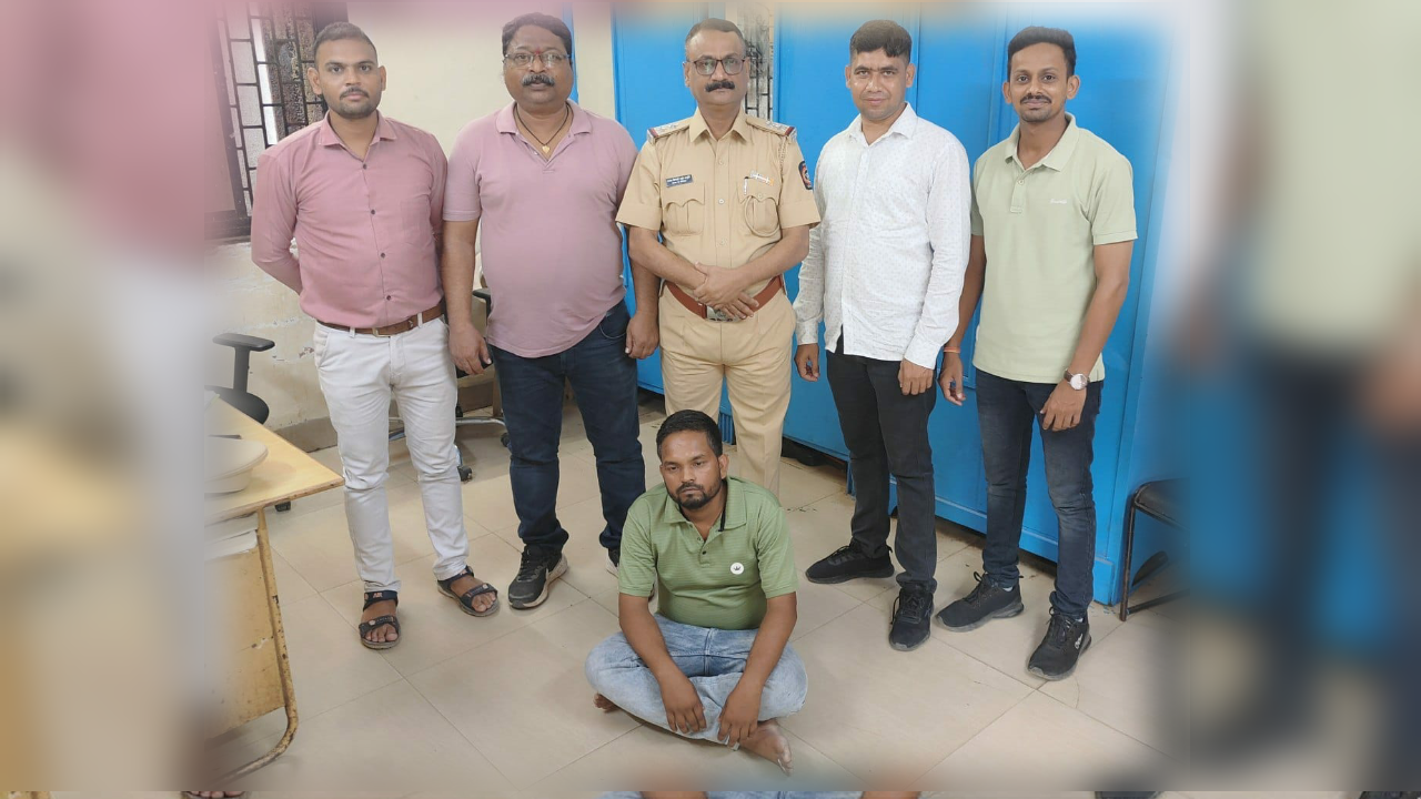 बोरीवली रेलवे पुलिस ने सोने के गहनों के साथ चोर को किया गिरफ्तार।