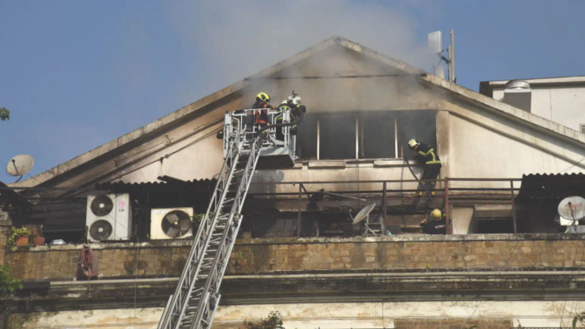 Mumbai ed office fire broken news image