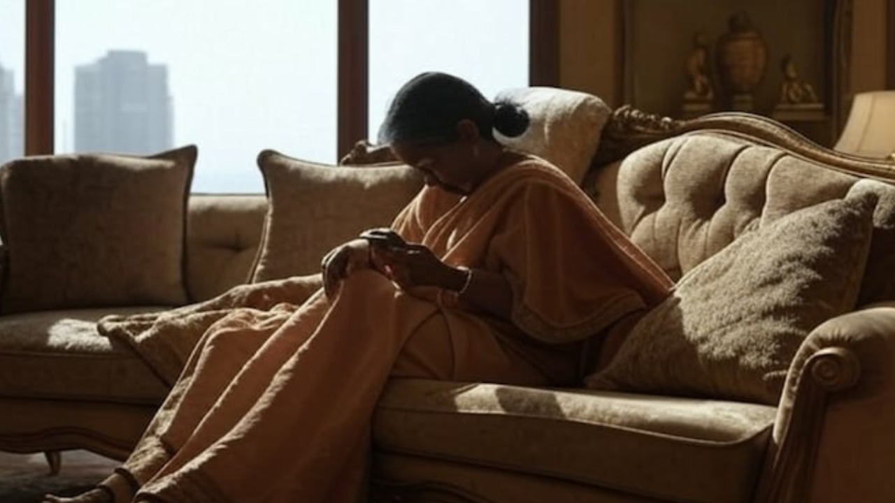मुंबई में बुज़ुर्ग महिला से फर्जी पेंशन स्कीम के नाम पर ठगी, लगभग ₹ 8 लाख का प्रीमियम