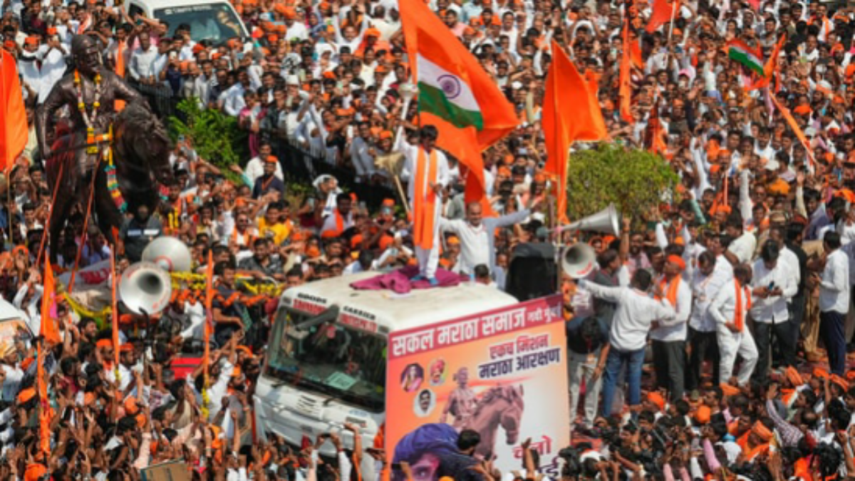 Women-journalists-were-mistreated-during-the-Jarange-Patil-movement-1