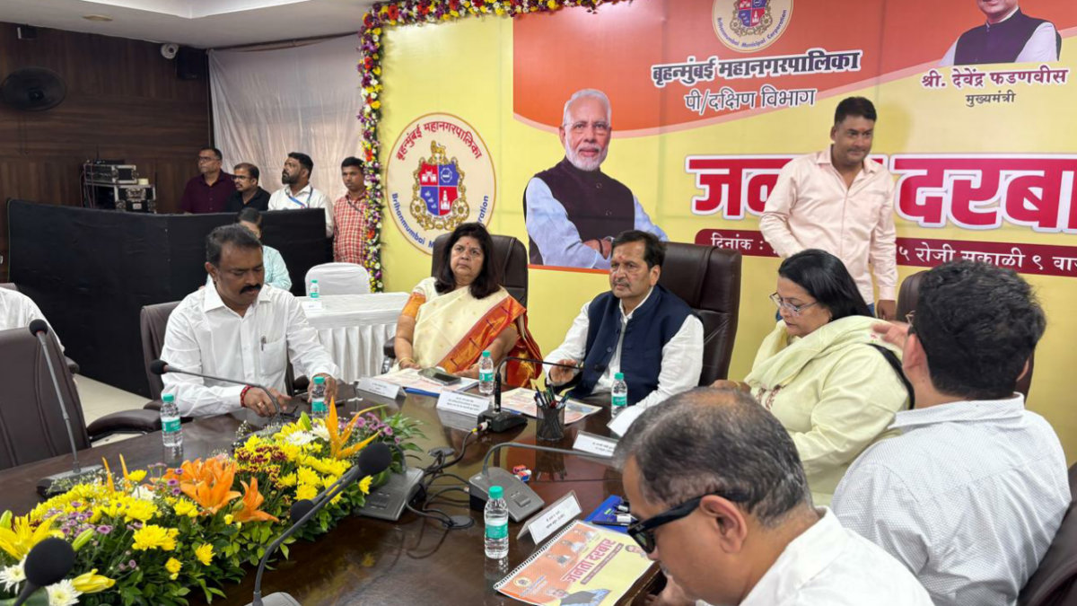 Janta-Darbar-in-P-South-ward-of-Goregaon-Minister-Mangal-Prabhat-Lodha-resolved-150-complaints-on-the-spot