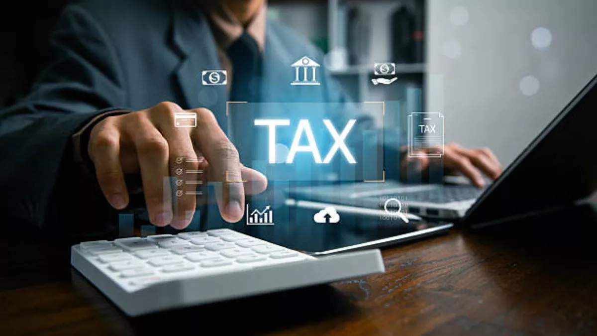 मुंबई में बिज़नेसमैन से टैक्स कंसल्टेंट्स ने उड़ाए ₹31 लाख! GST भरने का वादा करके किया बड़ा घोटाला