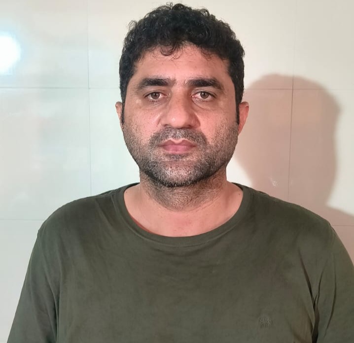 Andheri-Police-arrests-Iranian-man-who-allegedly-cheated-people-under-the-pretext-of-donating-to-temples-and-mosques-1