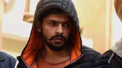 मुंबई में लॉरेंस बिश्नोई गैंग बनकर 30 लाख की रंगदारी मांगने वाले 4 गिरफ्तार
