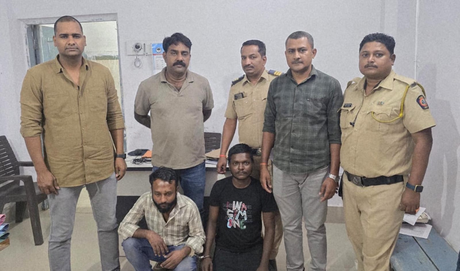 मुंबई में बड़ी चोरी का खुलासा: आरे पुलिस ने 40 मामलों के शातिर चोर को अहमदाबाद से दबोचा