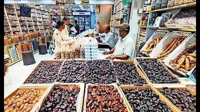 Iran-Afghanistan Tension से Mumbai में Dry Fruits महंगे, कीमतों में 30% तक उछाल