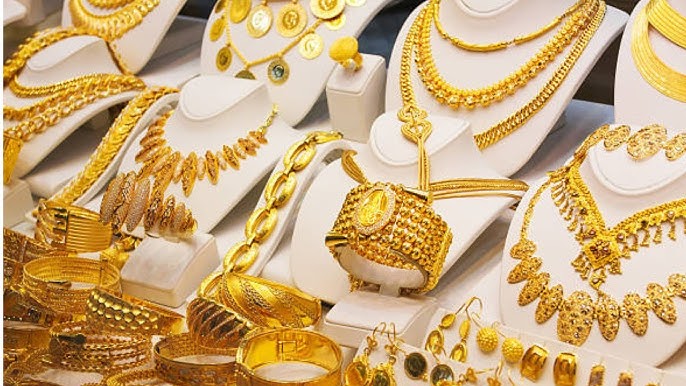 Gold Price Surge: Middle East Tension से बाजार में हलचल