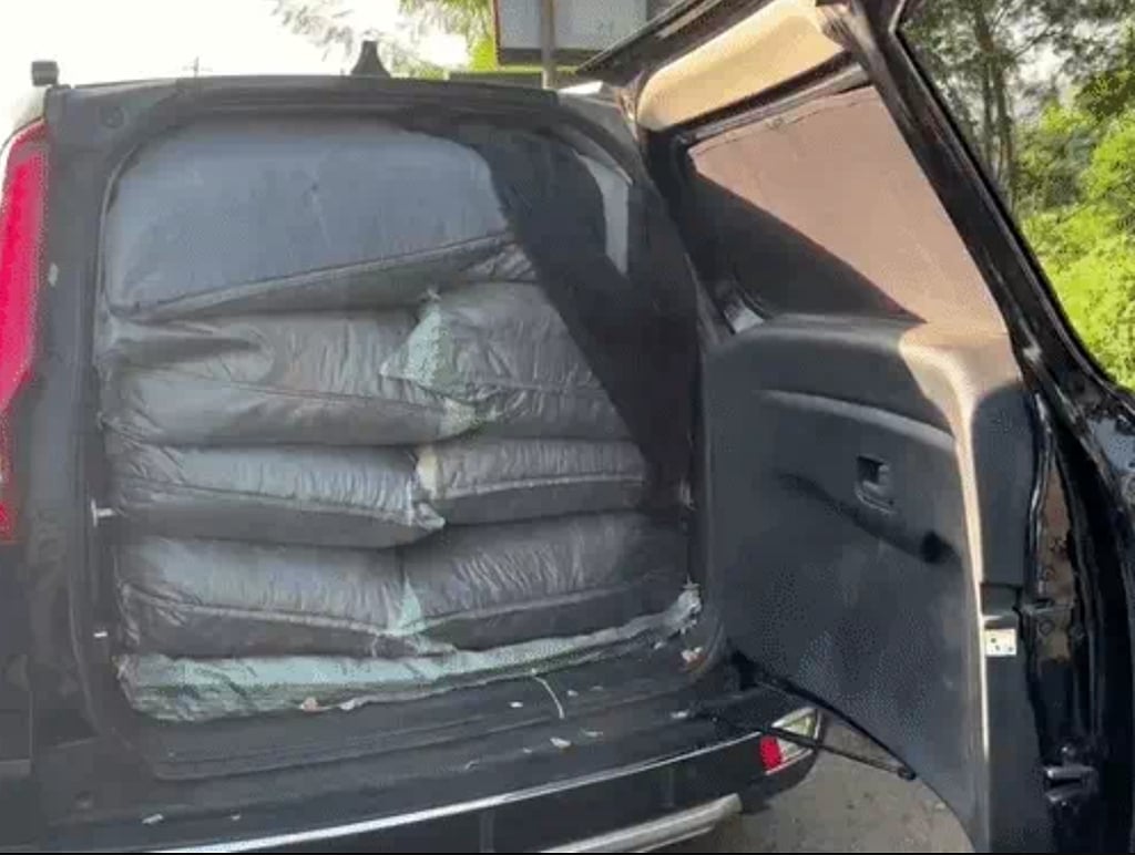 aravalli-drug-smuggling-500-kg-poppy-husk-police-firing