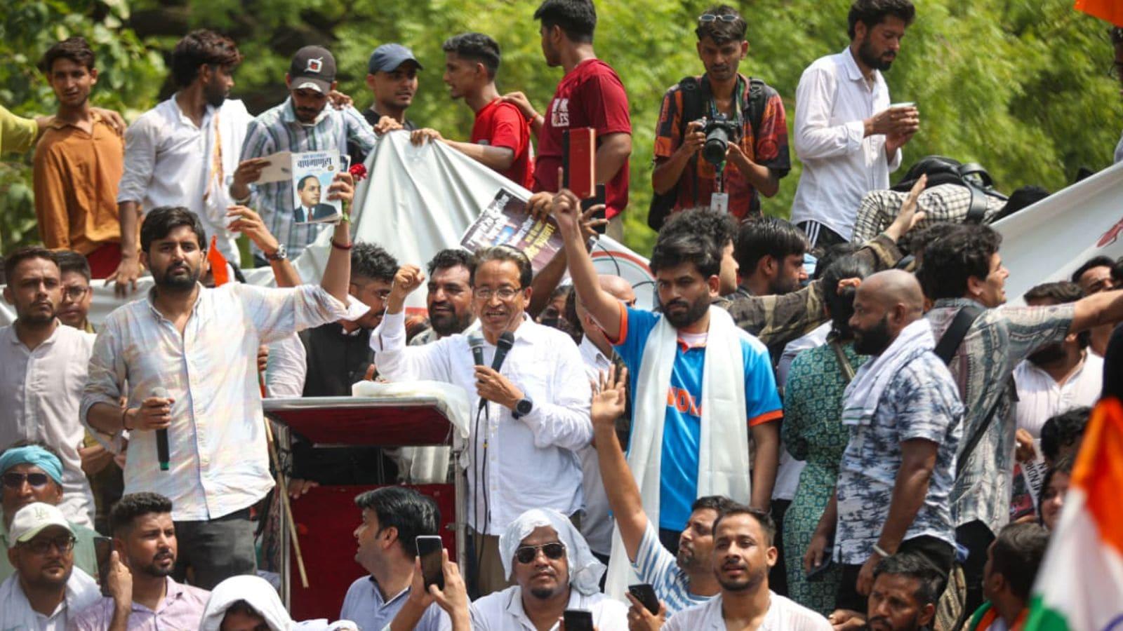 gyanesh-kumar-protest-sir-voter-list-mumbai-delhi