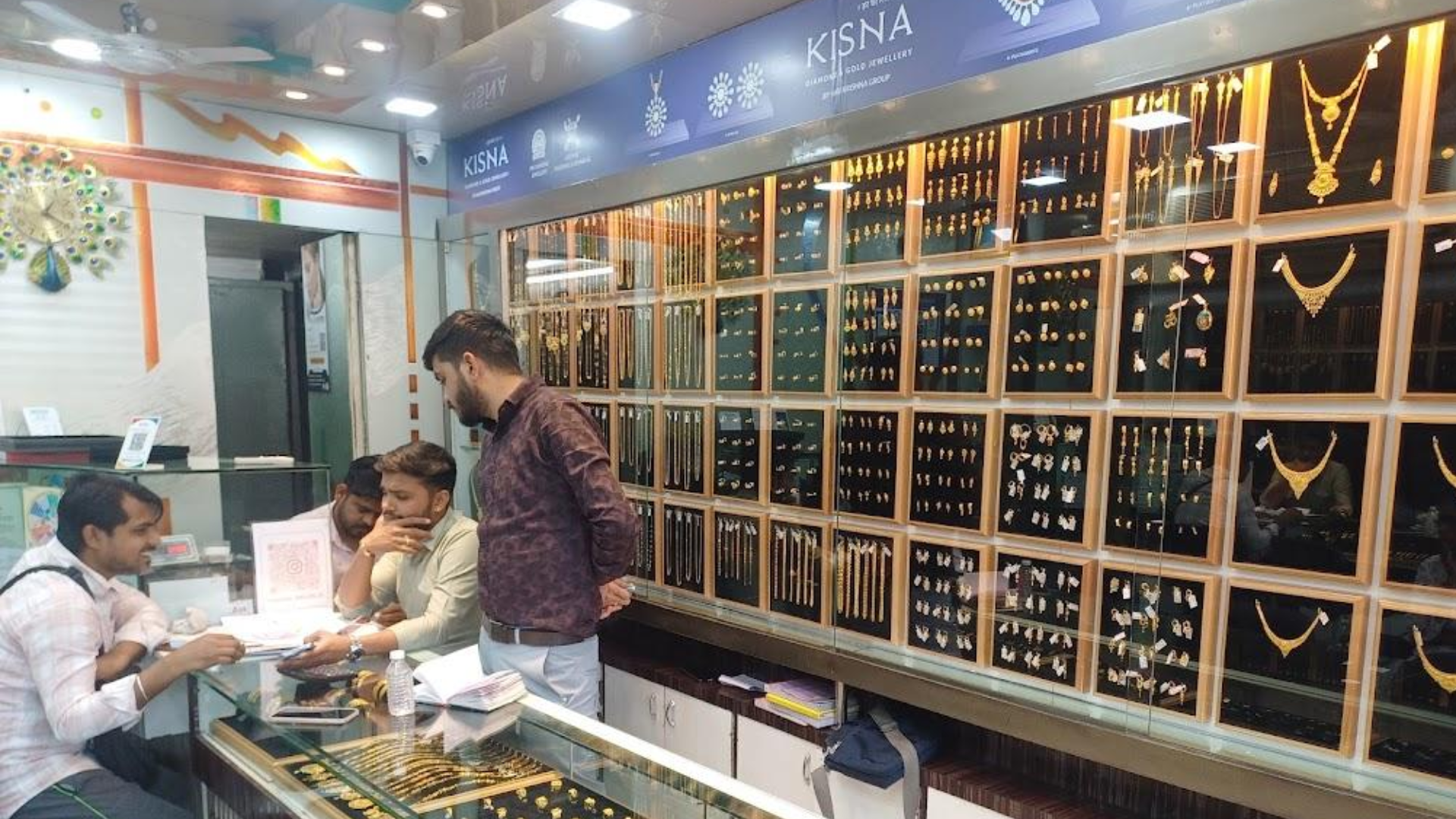 malad-jewellery-theft-four-arrested