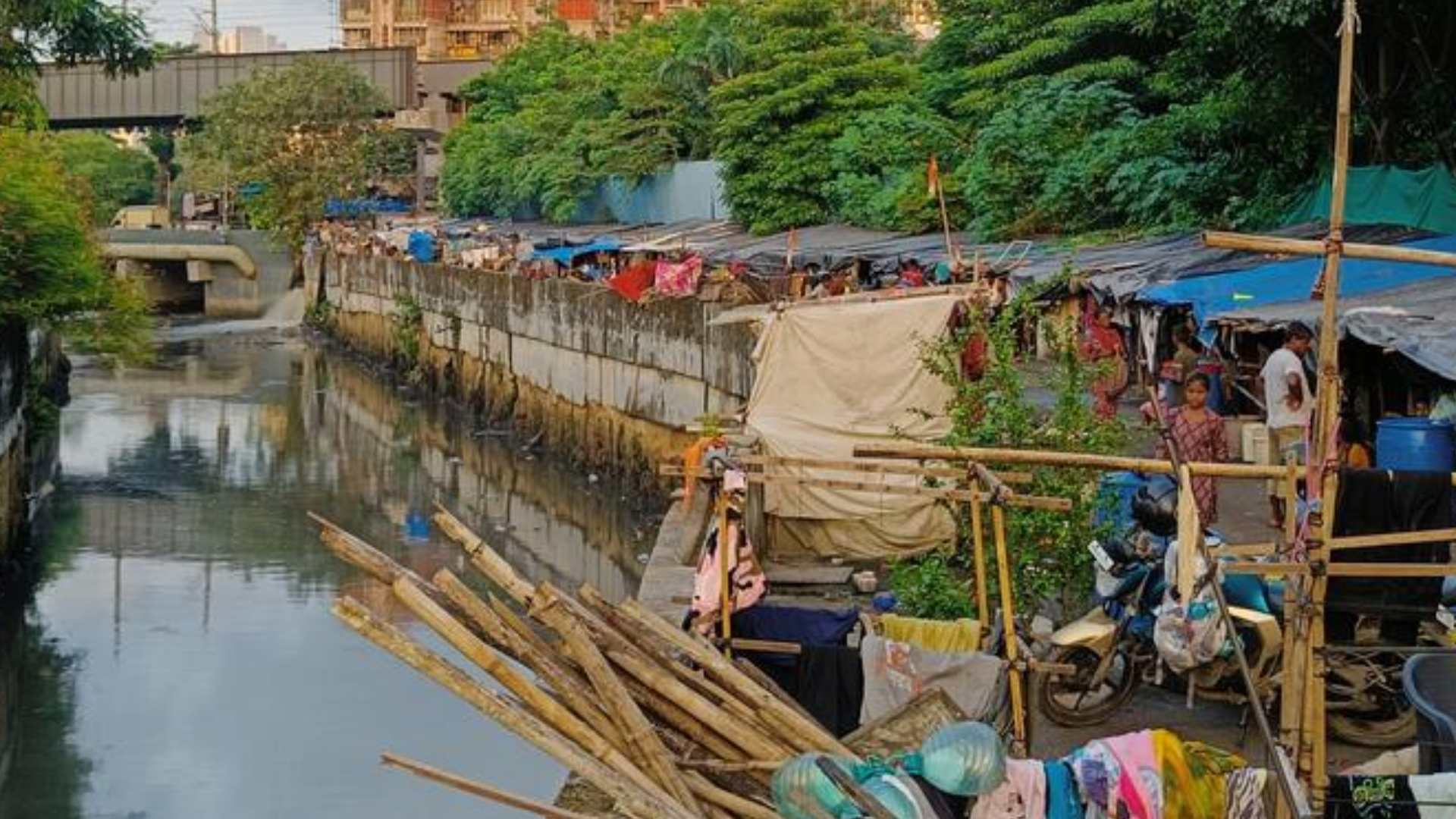 malad-pardhi-families-eviction-pay-and-park
